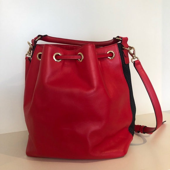 Henri Bendel Red leather bucket bag - Picture 3 of 3